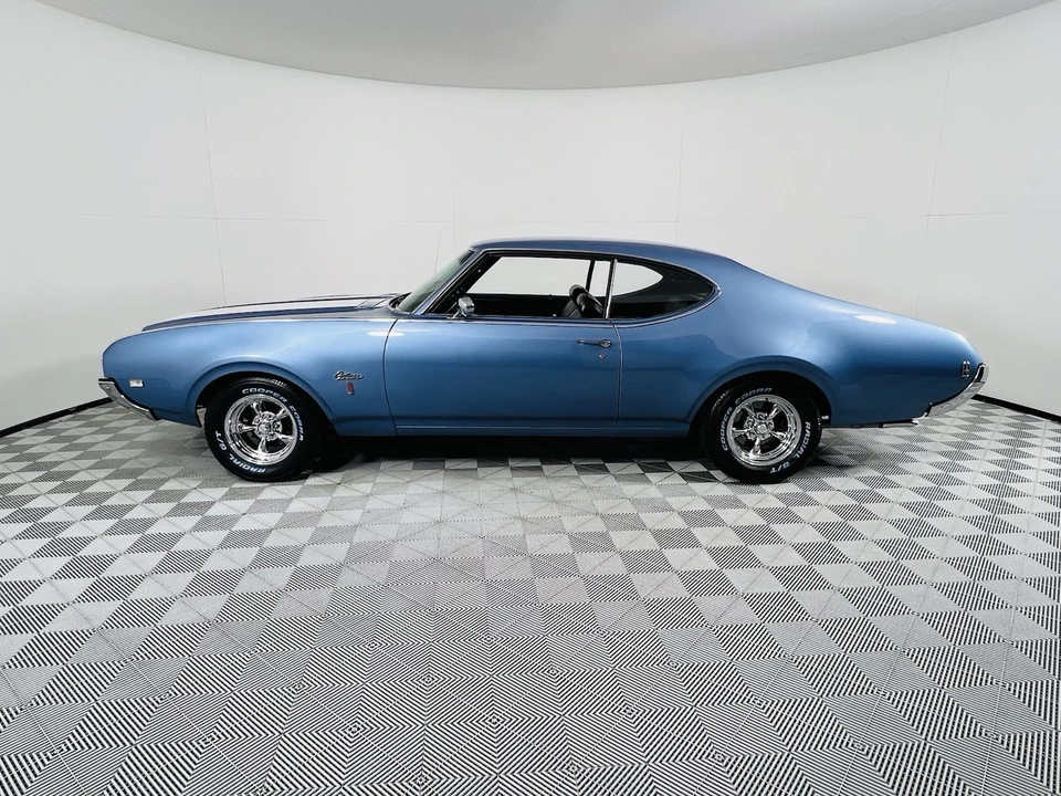 1969 Oldsmobile Cutlass 3rd Gen - Image 8 of 21