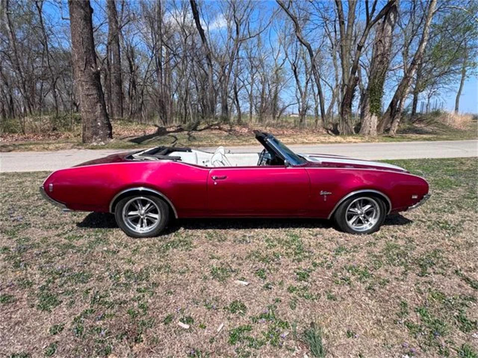 1969 Oldsmobile Cutlass 3rd Gen - Image 11 of 31