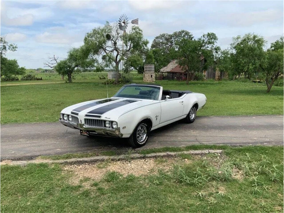1969 Oldsmobile Cutlass 3rd Gen - Image 11 of 31