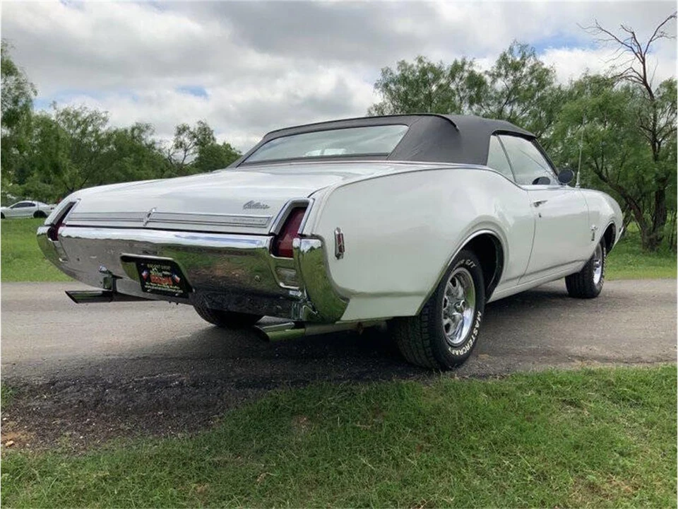 1969 Oldsmobile Cutlass 3rd Gen - Image 6 of 31
