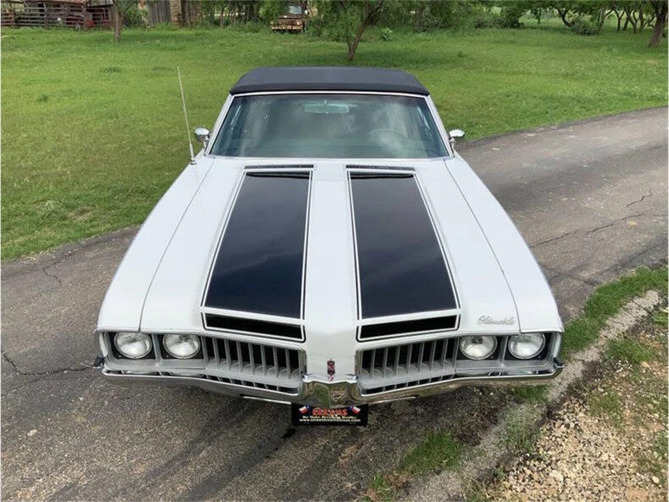 1969 Oldsmobile Cutlass 3rd Gen - Image 9 of 31