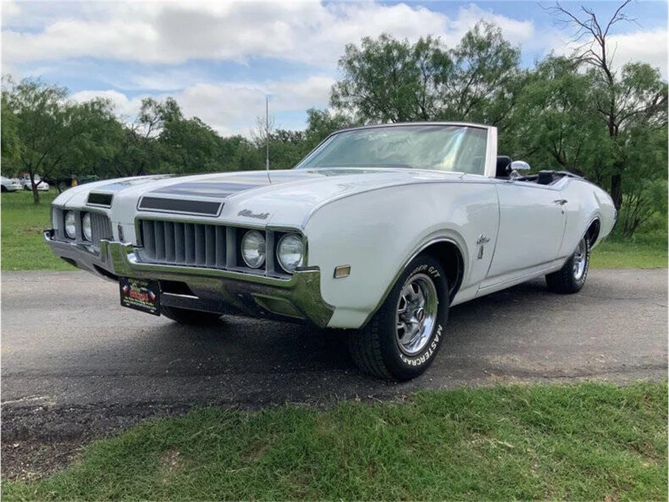 1969 Oldsmobile Cutlass 3rd Gen - Image 13 of 31