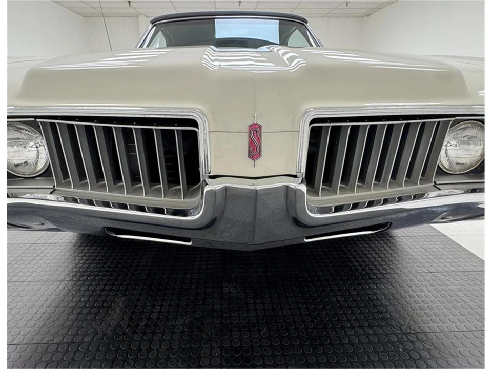 1969 Oldsmobile Cutlass 3rd Gen - Image 12 of 31