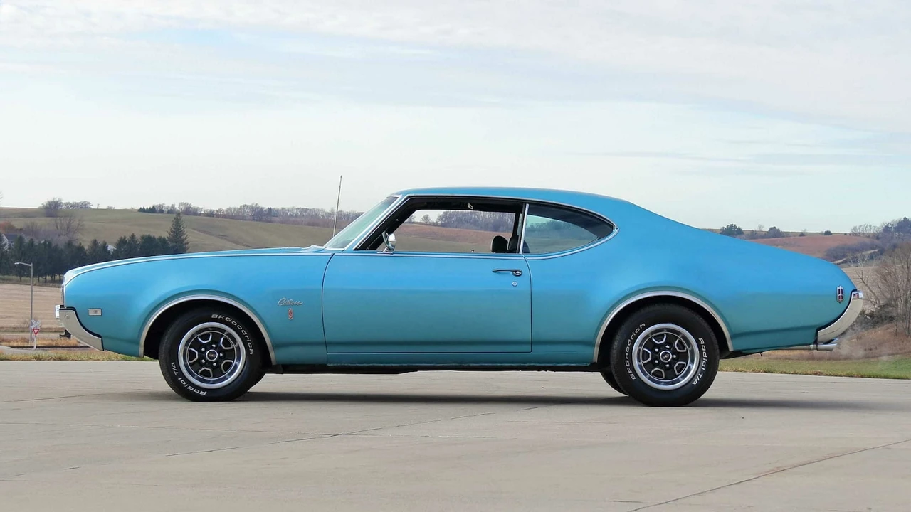 1969 Oldsmobile Cutlass 3rd Gen - Image 2 of 27