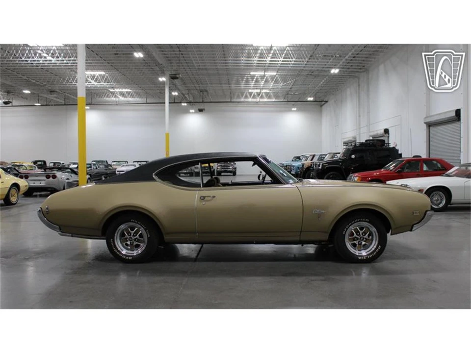 1969 Oldsmobile Cutlass 3rd Gen - Image 16 of 31