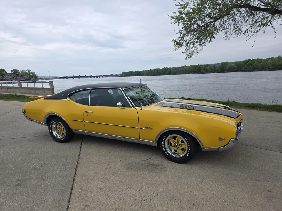 1969 Oldsmobile Cutlass 3rd Gen - Image 12 of 31
