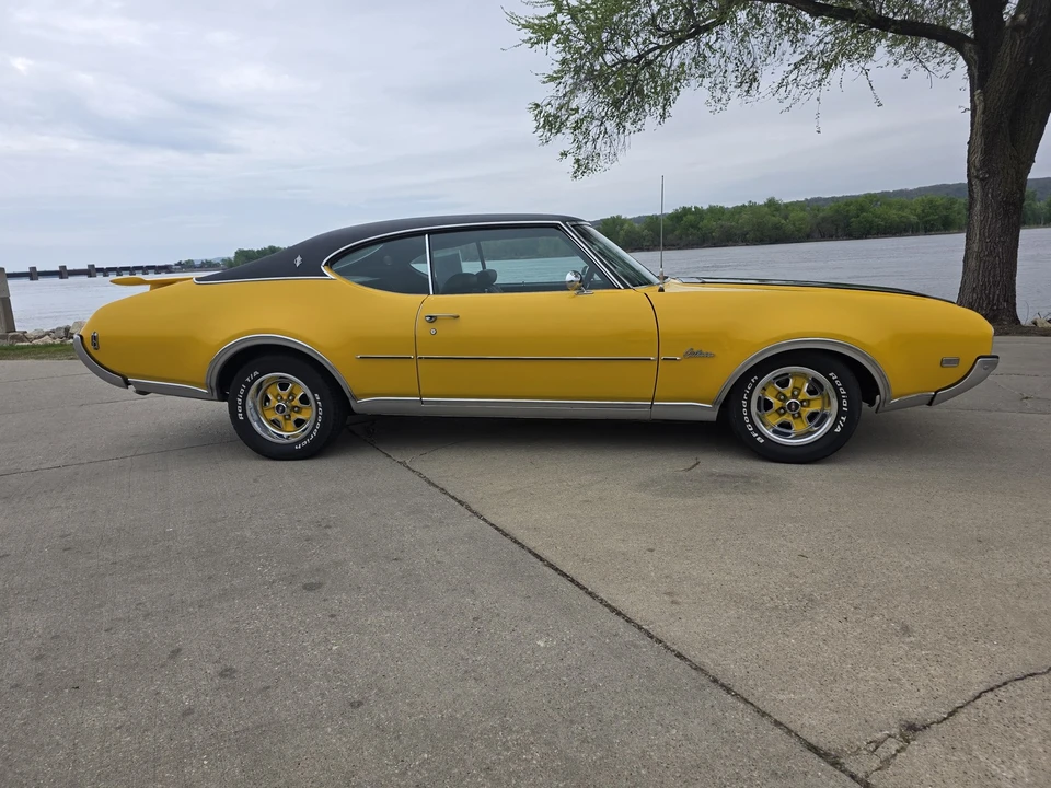 1969 Oldsmobile Cutlass 3rd Gen - Image 11 of 31