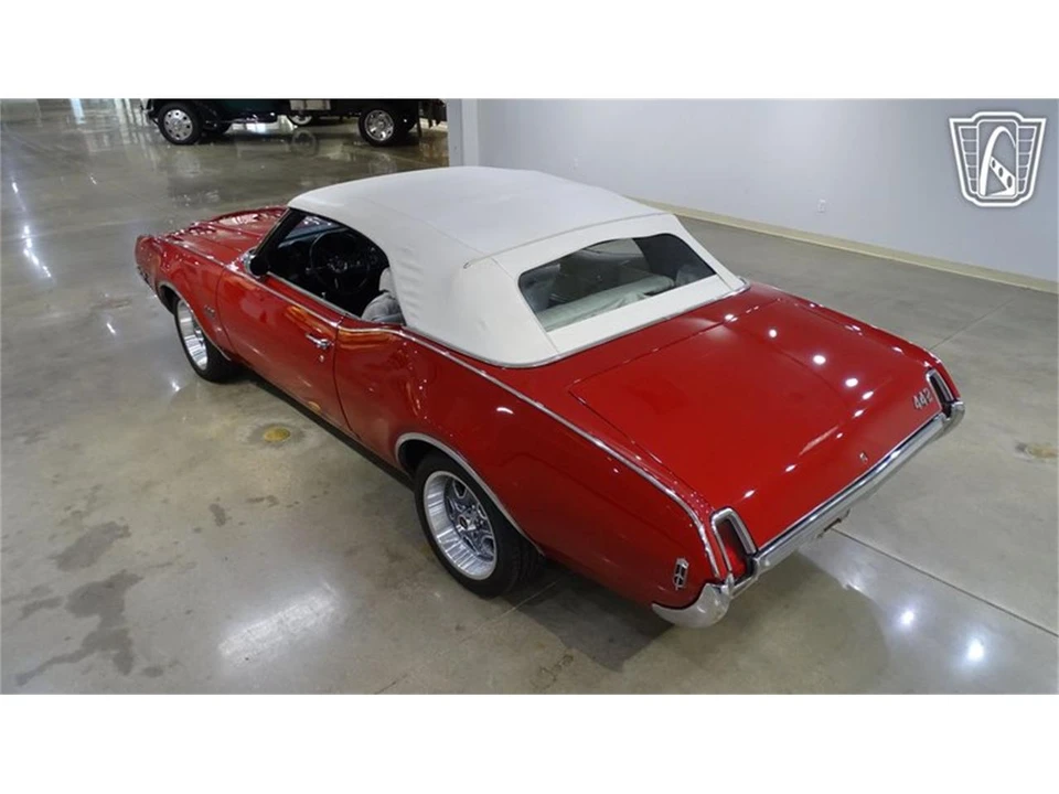 1969 Oldsmobile Cutlass 3rd Gen - Image 8 of 31