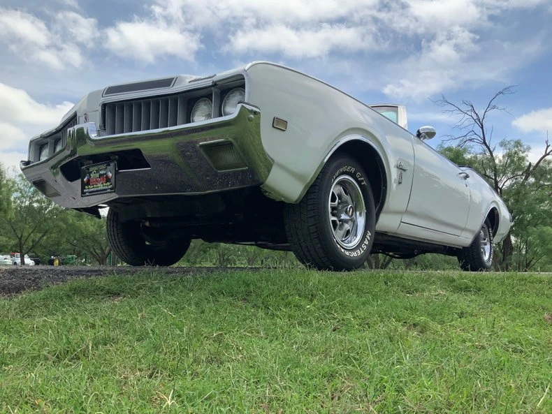 1969 Oldsmobile Cutlass 3rd Gen - Image 15 of 31