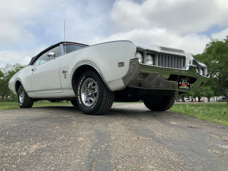 1969 Oldsmobile Cutlass 3rd Gen - Image 8 of 31