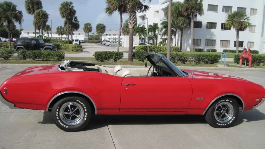 1969 Oldsmobile Cutlass 3rd Gen - Image 2 of 9