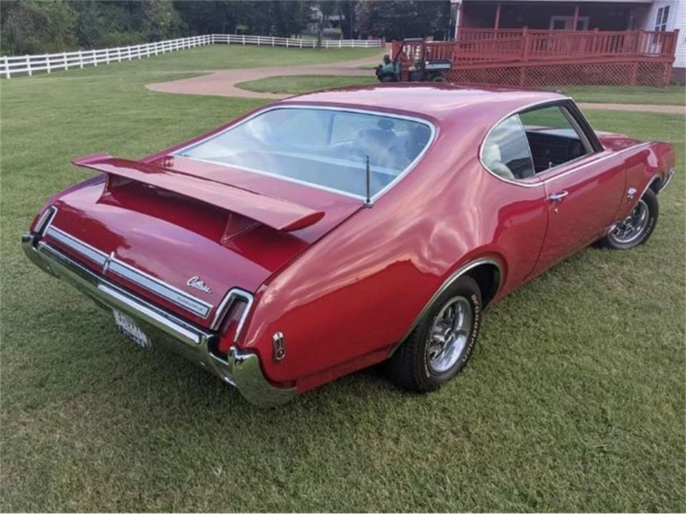 1969 Oldsmobile Cutlass 3rd Gen - Image 8 of 30