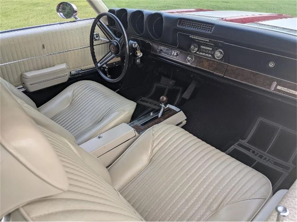 1969 Oldsmobile Cutlass 3rd Gen - Image 10 of 30