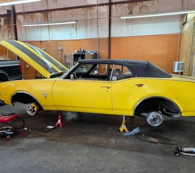 1969 Oldsmobile Cutlass 3rd Gen - Image 6 of 17