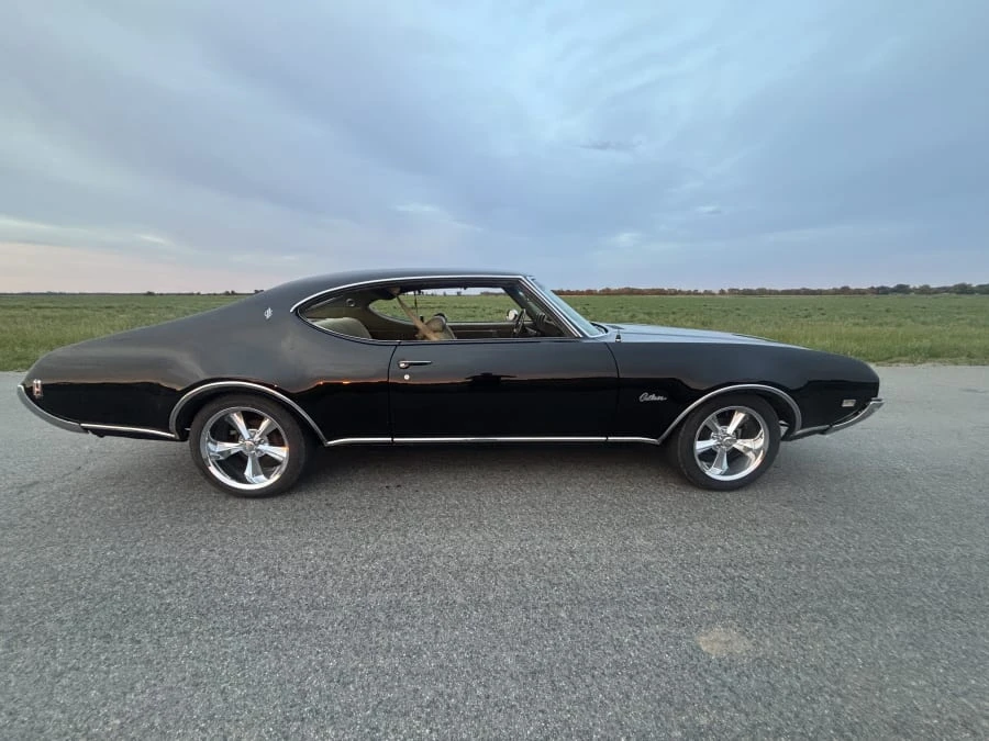 1969 Oldsmobile Cutlass 3rd Gen - Image 2 of 5