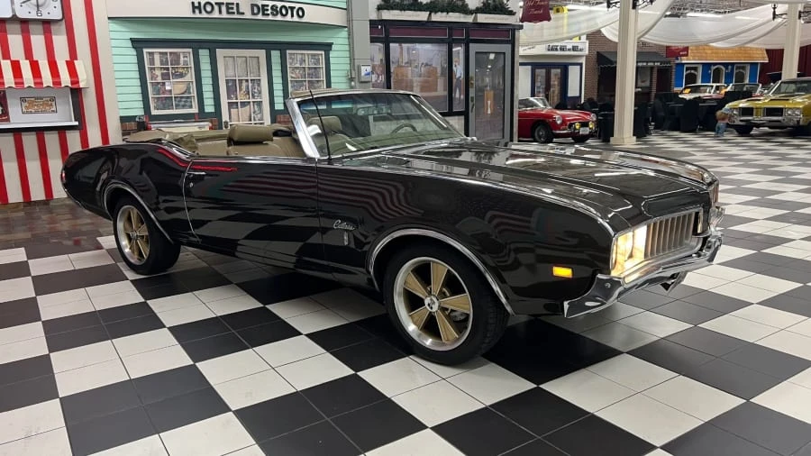 1969 Oldsmobile Cutlass 3rd Gen - Image 8 of 11