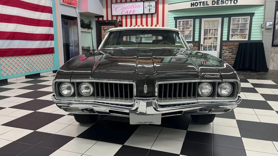 1969 Oldsmobile Cutlass 3rd Gen - Image 4 of 11