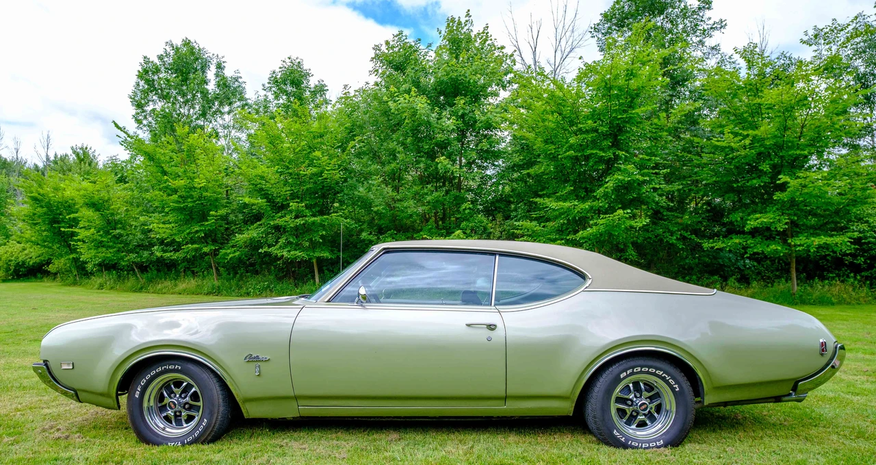 1969 Oldsmobile Cutlass 3rd Gen - Image 9 of 31