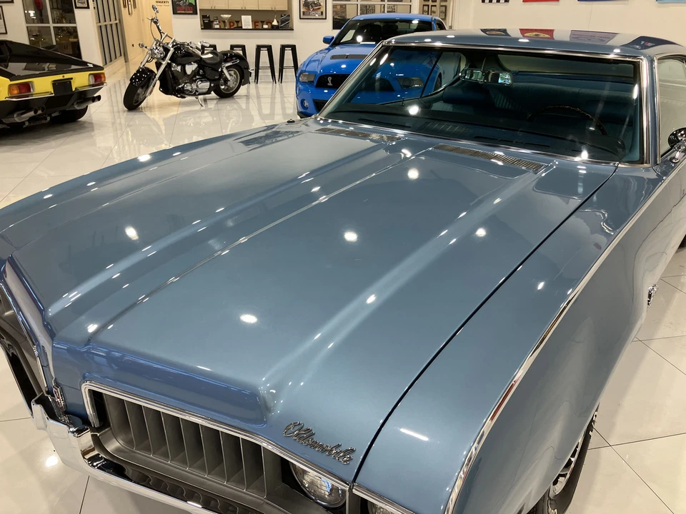 1969 Oldsmobile Cutlass 3rd Gen - Image 11 of 31