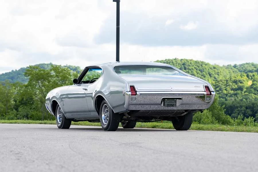 1969 Oldsmobile Cutlass 3rd Gen - Image 15 of 31