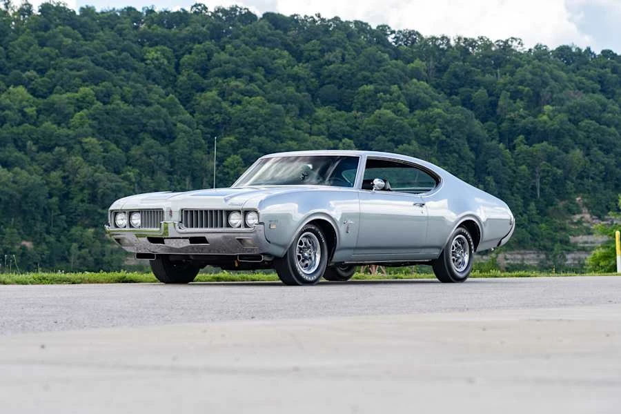 1969 Oldsmobile Cutlass 3rd Gen - Image 12 of 31