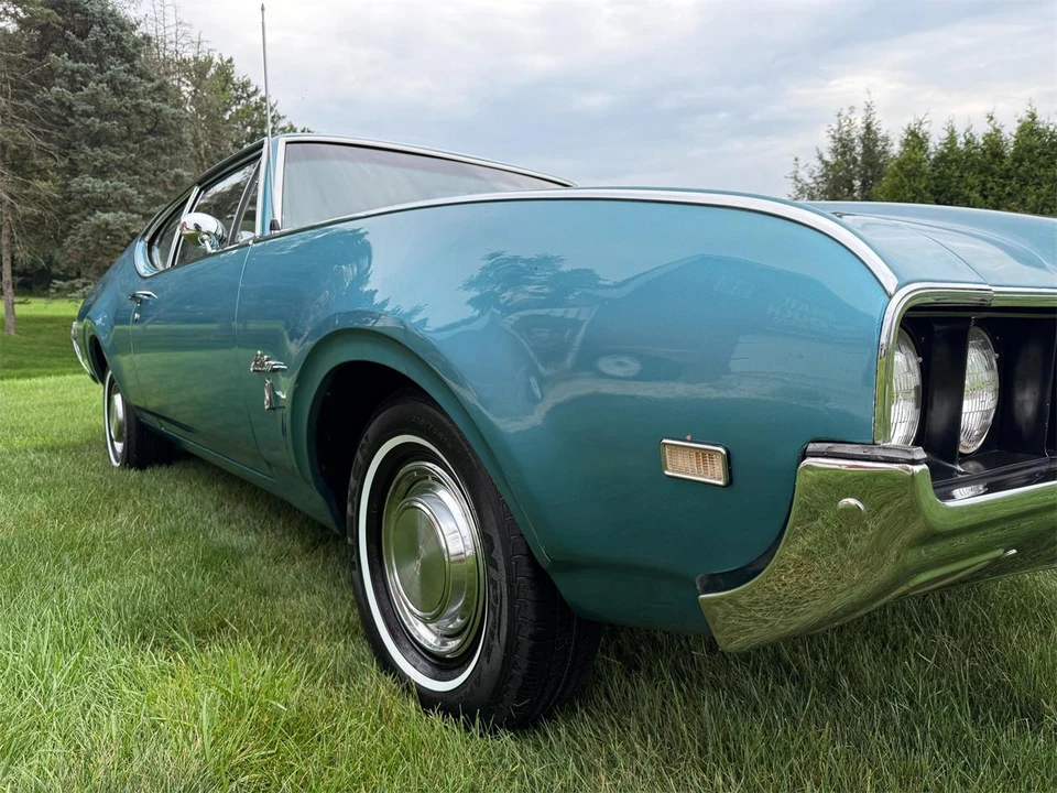 1969 Oldsmobile Cutlass Supreme - Image 9 of 31
