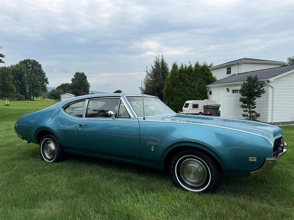 1969 Oldsmobile Cutlass Supreme - Image 10 of 31