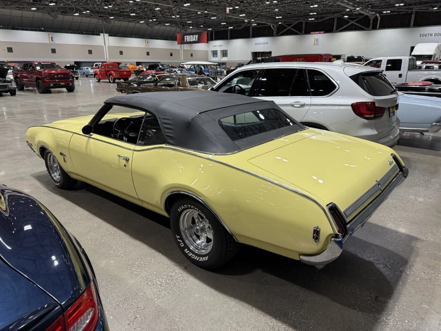 1969 Oldsmobile Cutlass Supreme - Image 4 of 7