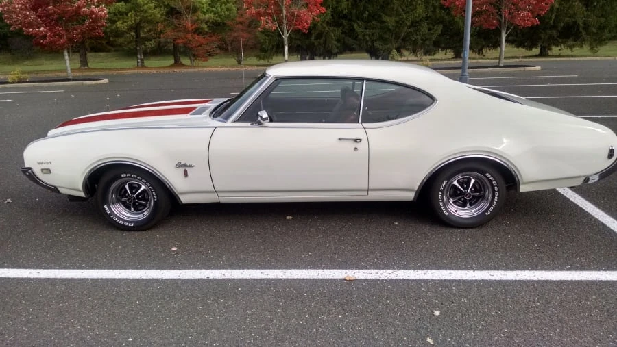 1969 Oldsmobile Cutlass 3rd Gen - Image 2 of 12