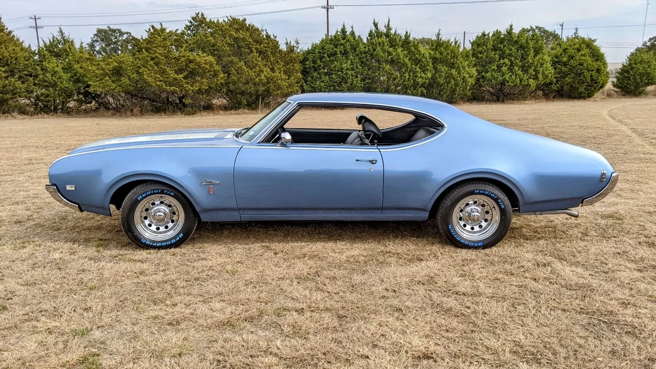 1969 Oldsmobile Cutlass 3rd Gen - Image 8 of 21