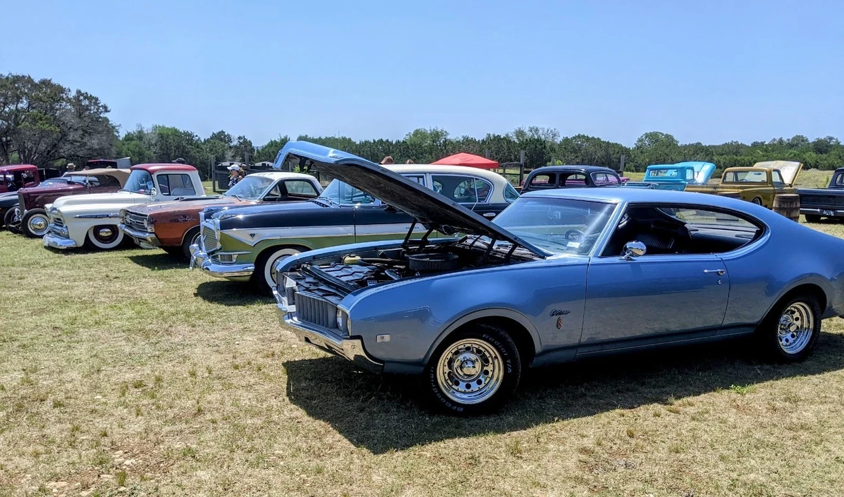 1969 Oldsmobile Cutlass 3rd Gen - Image 9 of 21
