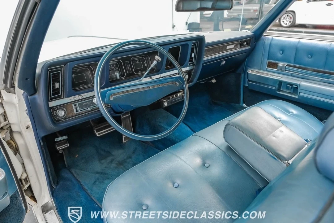 1969 Oldsmobile 98 - Image 5 of 12