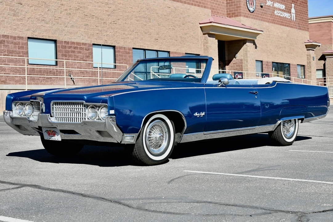 1969 Oldsmobile 98 - Image 8 of 21