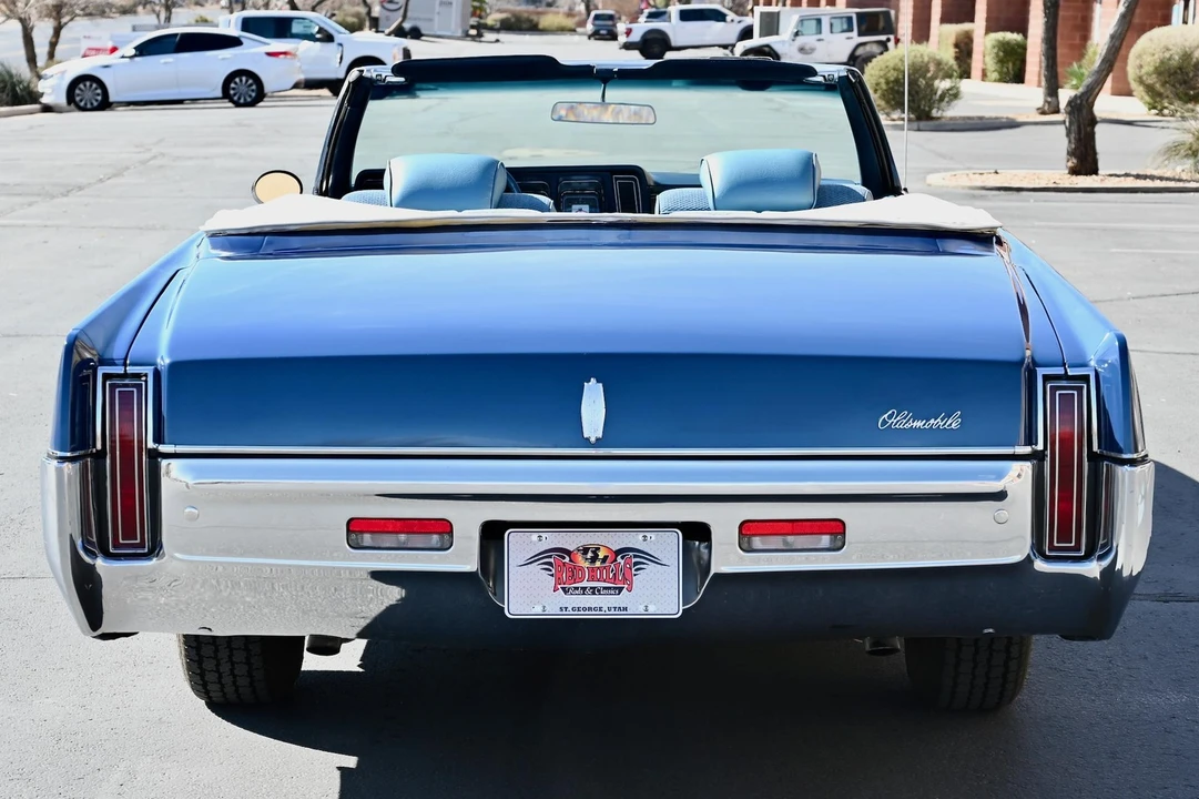 1969 Oldsmobile 98 - Image 17 of 21
