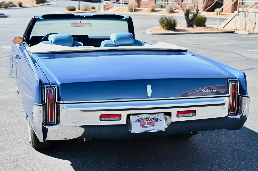 1969 Oldsmobile 98 - Image 16 of 21