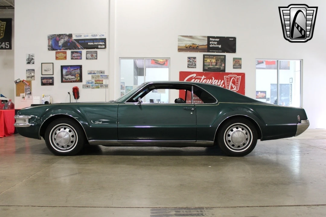 1969 Oldsmobile Toronado - Image 5 of 12