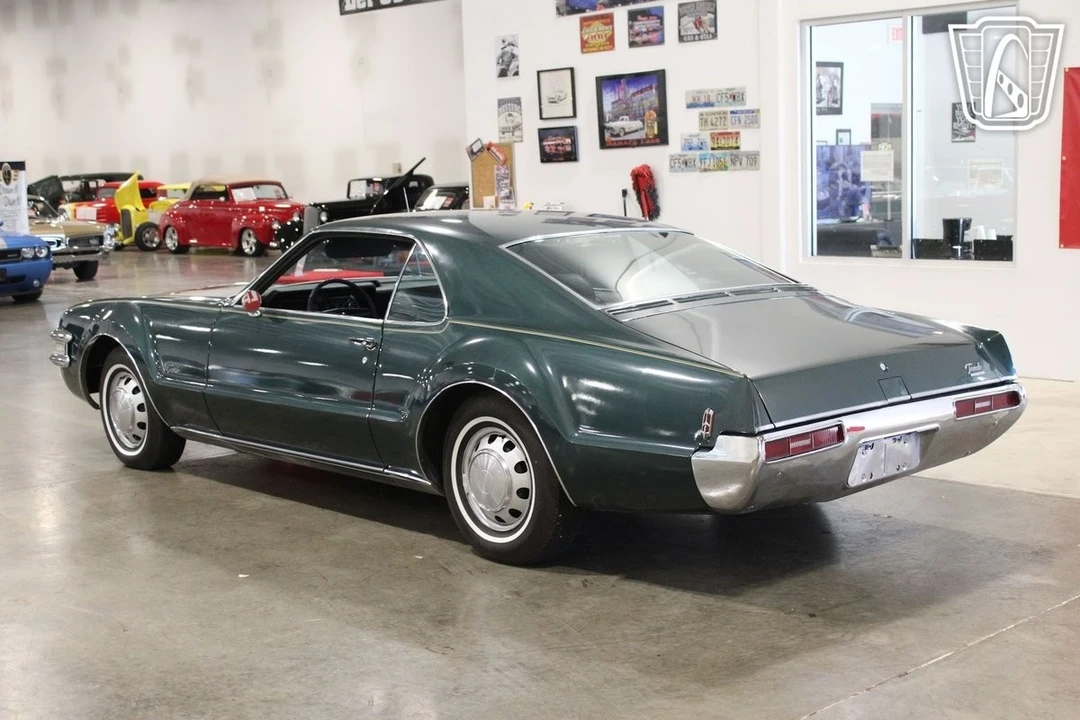 1969 Oldsmobile Toronado - Image 10 of 21