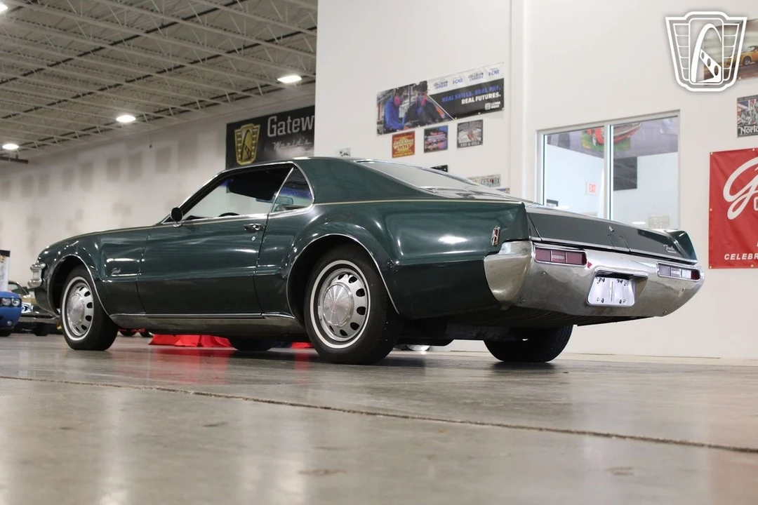 1969 Oldsmobile Toronado - Image 11 of 21