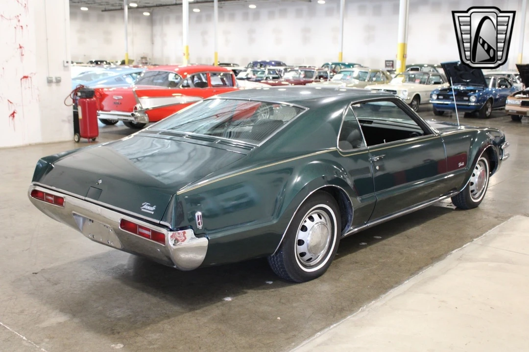 1969 Oldsmobile Toronado - Image 11 of 12