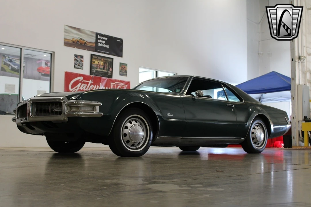 1969 Oldsmobile Toronado - Image 4 of 12