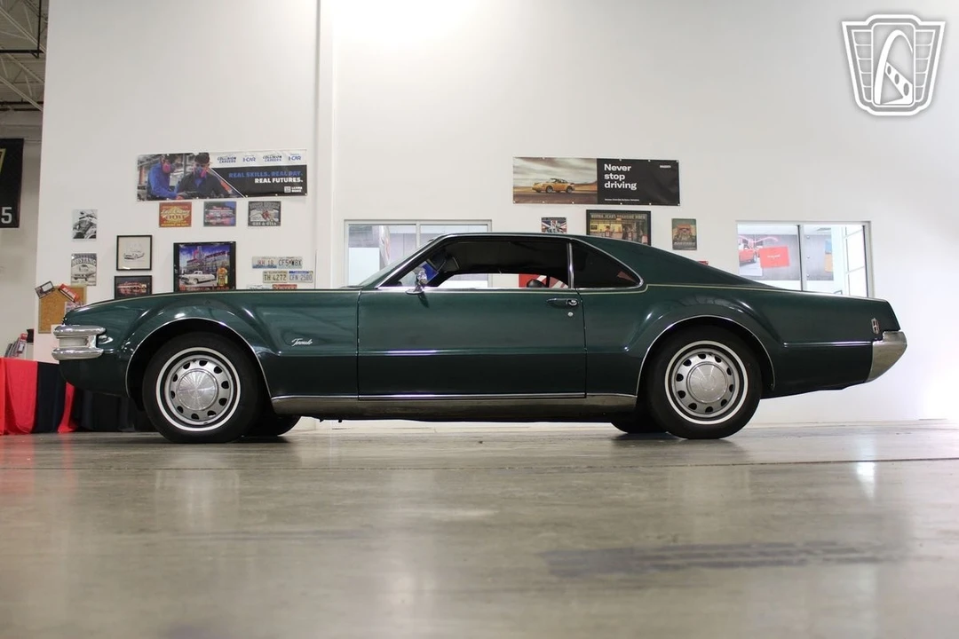 1969 Oldsmobile Toronado - Image 8 of 21