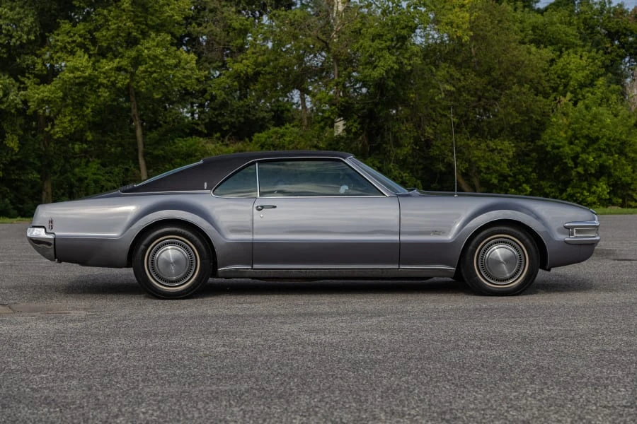 1969 Oldsmobile Toronado - Image 12 of 31