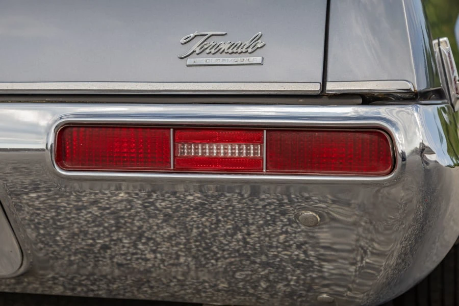 1969 Oldsmobile Toronado - Image 10 of 31