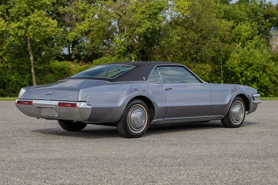 1969 Oldsmobile Toronado - Image 3 of 31