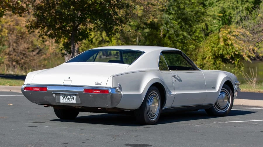 1969 Oldsmobile Toronado - Image 13 of 20