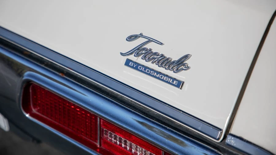 1969 Oldsmobile Toronado - Image 11 of 12