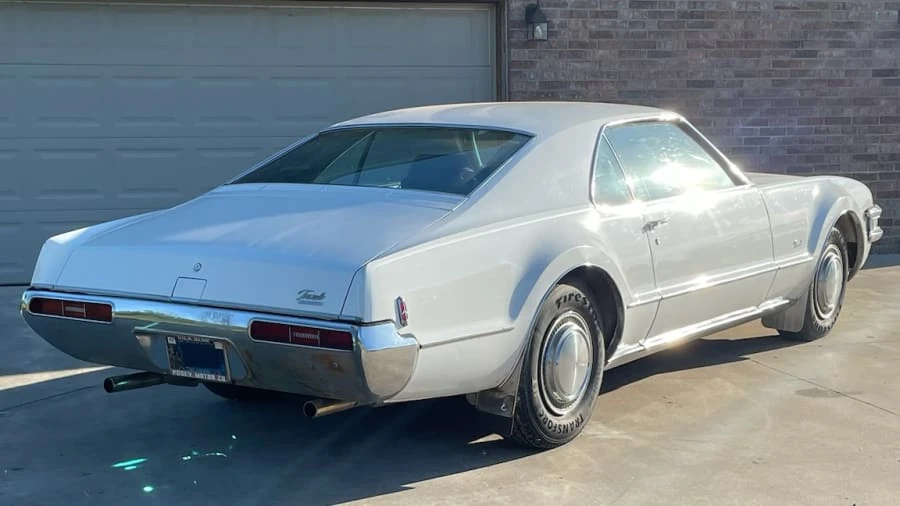 1969 Oldsmobile Toronado - Image 5 of 13