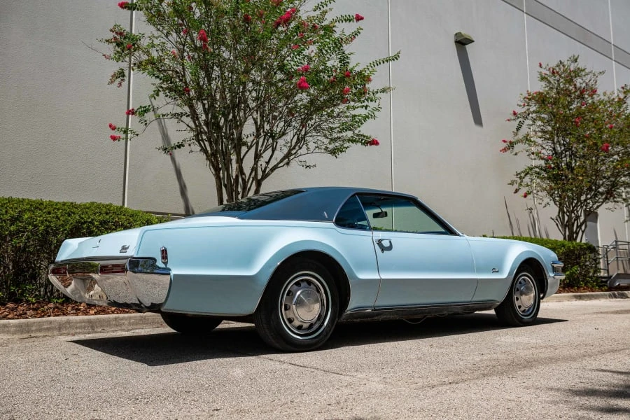 1969 Oldsmobile Toronado - Image 11 of 12