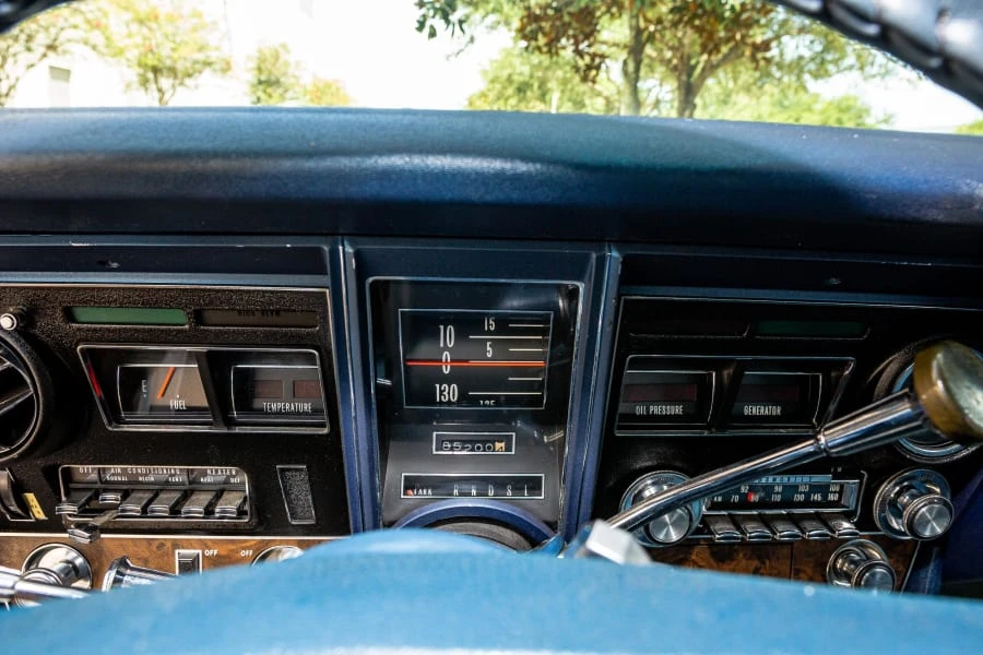 1969 Oldsmobile Toronado - Image 4 of 12