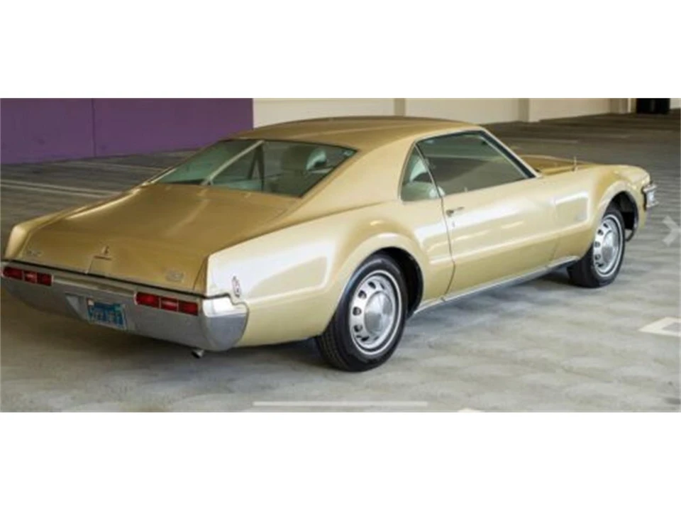 1969 Oldsmobile Toronado - Image 3 of 9